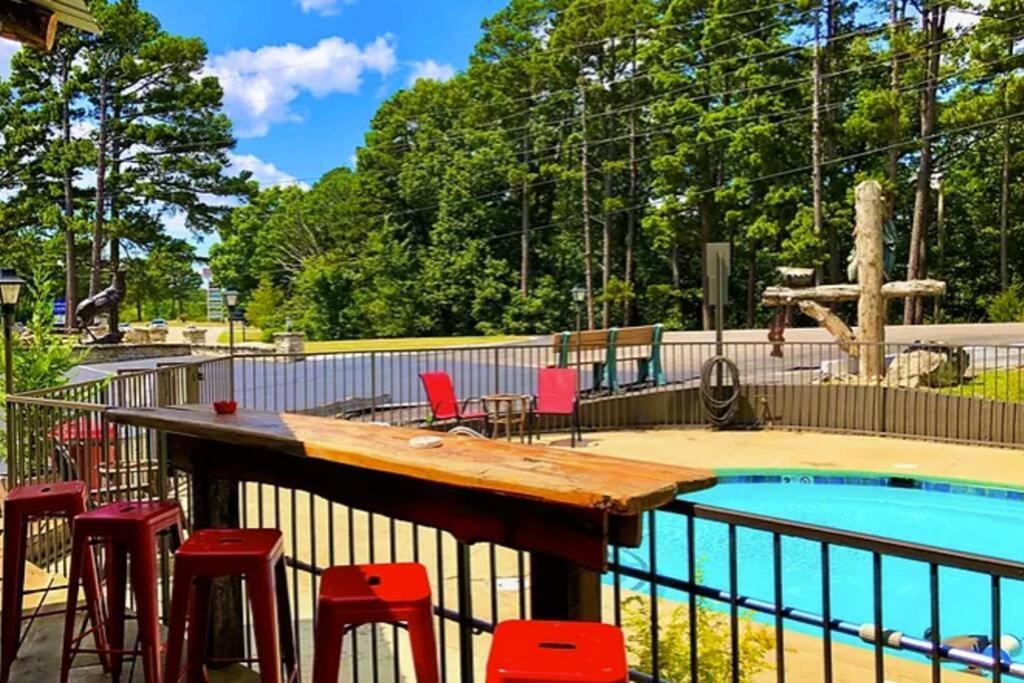Stonegate Lodge 2 Queen Beds Fast Wifi 50In Tv Salt Water Pool Room # 305 Юрика Спрингс Экстерьер фото
